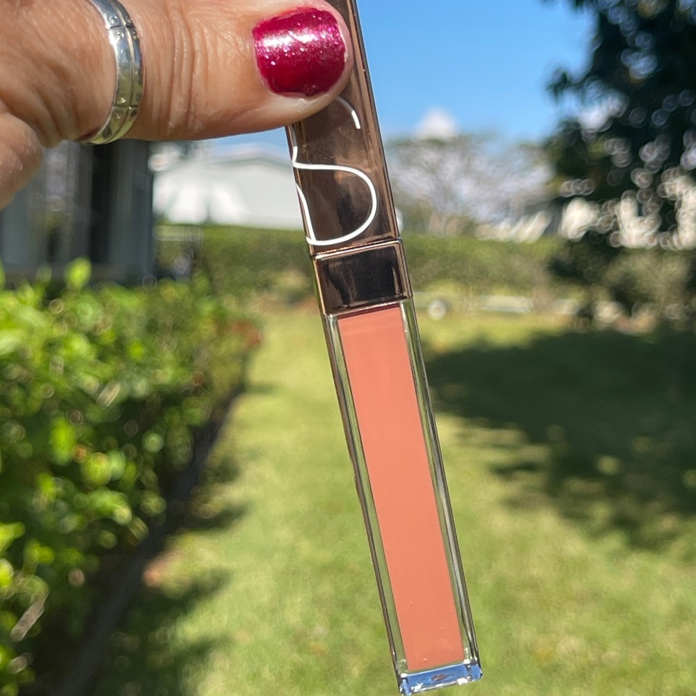 NARS Afterglow Lip Shine In Nympho (Cool Taupe Brown)